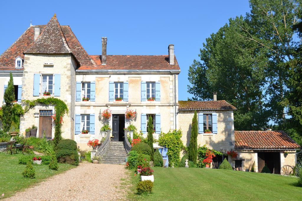 Manoir La Breuille Bed and Breakfast Montmoreau Buitenkant foto